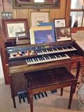 Lester console piano & bench