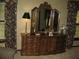 Drexel Chest w Mirror
