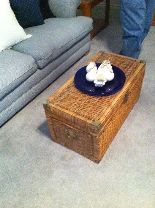 Wicker chest with glass on top