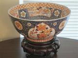 Oriental porcelain bowl in Imari colors