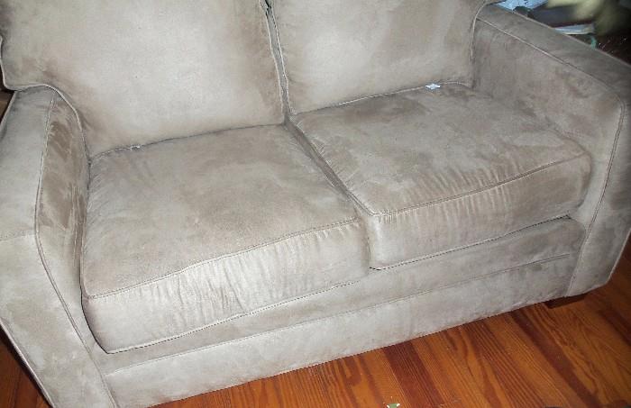 Contemporary Love Seat: Nearly New