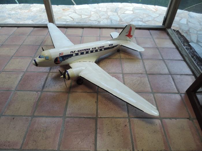 View 2 Eastern Airline Double Engine Model 