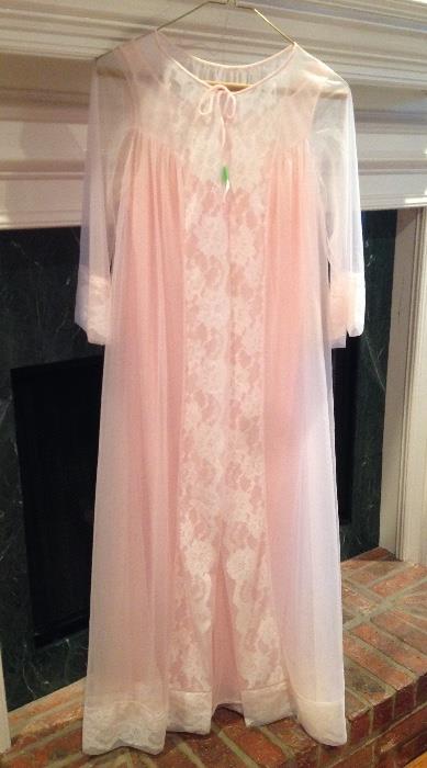 Vintage Nightgown and Robe...Beautiful!