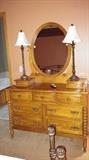 DRESSER WITH MIRROR / TALL LAMPS