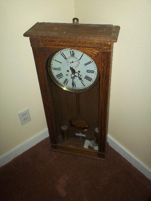Antique Clock 100