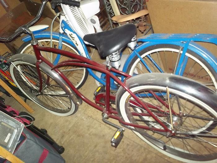 Vintage Bikes Schwinn hornet?red bike 200 and the hornet 250. i believe the frame on the red bike is a schwinn wasp