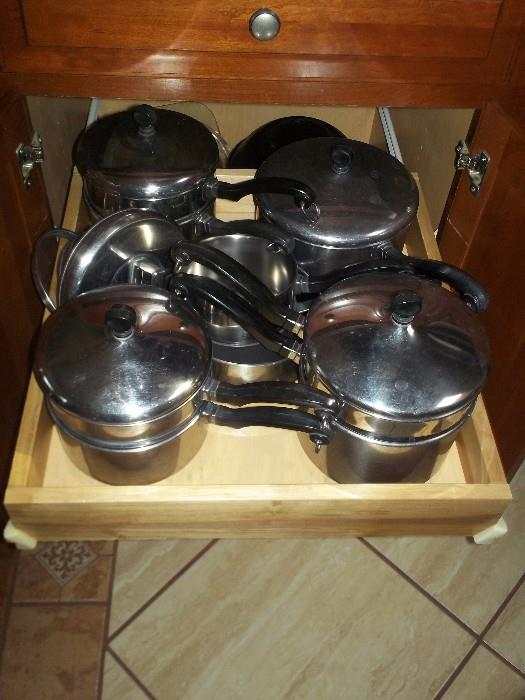 pots and pans 