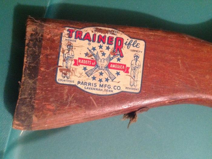 Trainer toy wooden rifle 