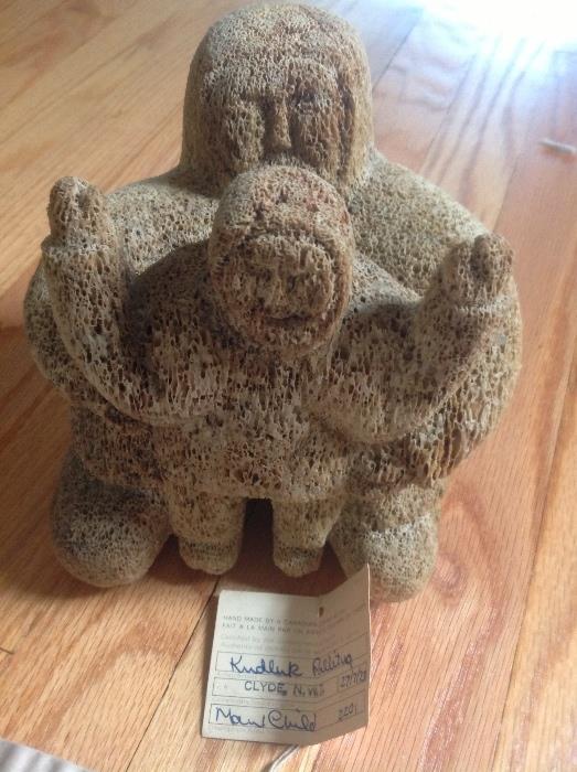 Canadian Eskimo artist, Kudluk Pallituq, whale bone carved statue 1973 "mother and child" .Original certification from Canadian Government 