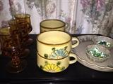 VINTAGE CUPS