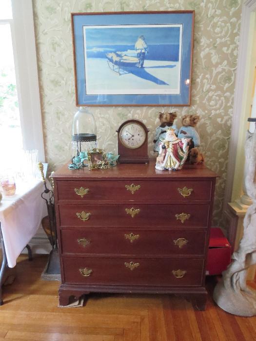 Early 4 Drawer Chest 