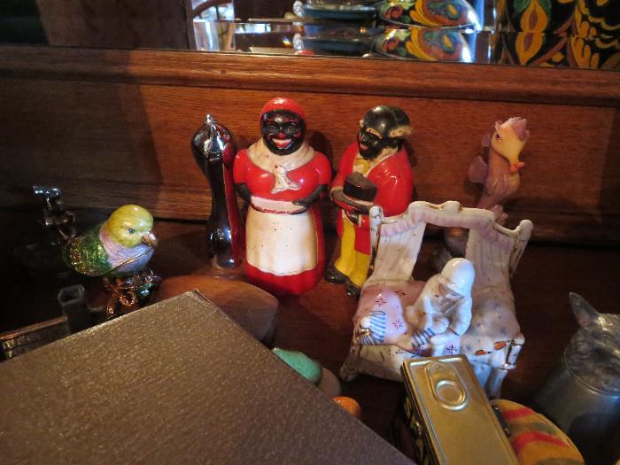 FF Die Aunt Jemima and Uncle Mose Salt and Peppers, English Fairing Enameled Bird 