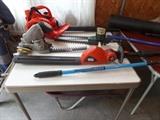 lawn & garden gear hand and electric