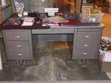 metal office desk 
