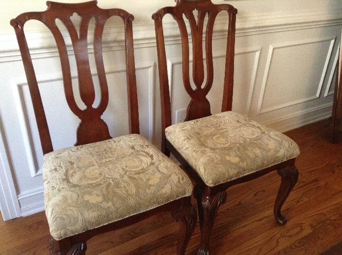 The dining table chairs