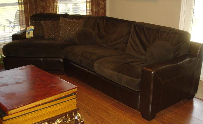 Sectional sofa - microfiber & leather