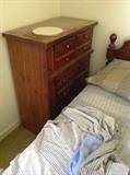 Dresser - $ 80.00