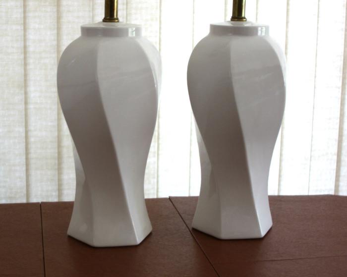 White ceramic lamps.