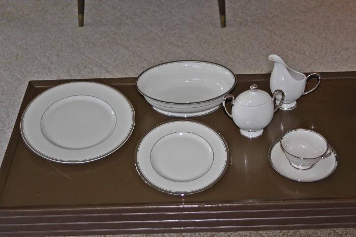 Franciscan Masterpiece China-Huntington, 37 pieces. Beautifully elegant style. Must be seen to appreciate.