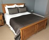 Thomasville Queen Size Bed