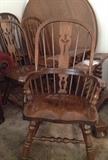 Colonial Style Windsor Chair (2 Arm, 4 Side Chairs) 