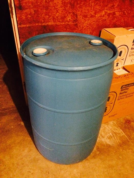 Water / Rain Barrel (Comes with Siphon) 