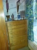 3 of 4 Chest of drawers for jewelry and clothing