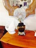 Antique 2 lite lamp and lighted swan 