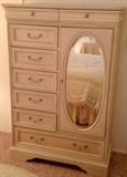 Lexington 8-drawer dresser. 4 shelves are behind the mirrored door.