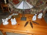 Arts & Crafts lamp, Vienna woods porcelain figurines