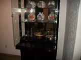 HENREDON LIGHTED CABINET WITH PULL OUT DRAWER/SHELF