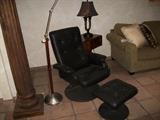 NEW STRESSLESS STYLE CHAIR/FOOT STOOL,             "DAYLIGHT" LAMP