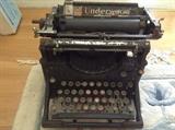 Underwood typewriter. Glass keys.