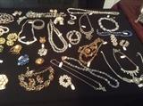 More vintage jewelry....