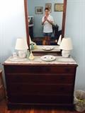 dresser and mirror set, mini lamps
