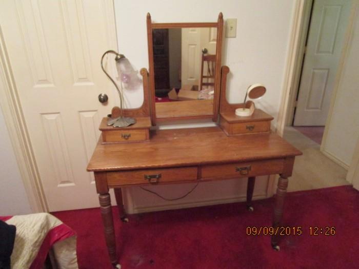 ANTIQUE 4 DRESSING TABLE WITH MOVABLE MIRROR.  