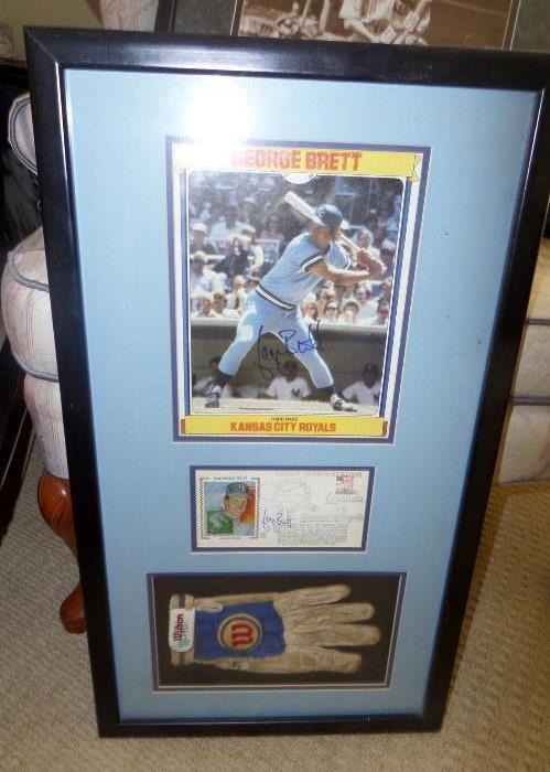 George Brett autographed picture,postcard and batting glove