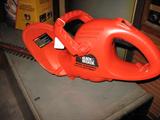 Black & Decker Electric Hedge Trimmer