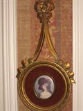 Framed wall pictures