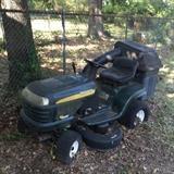 riding lawn mower 