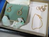Gold 14k bracelet Jade pendants