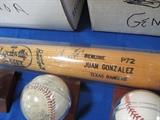 Juan Gonzalez signed bat