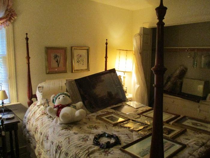                           FOUR POSTER BED