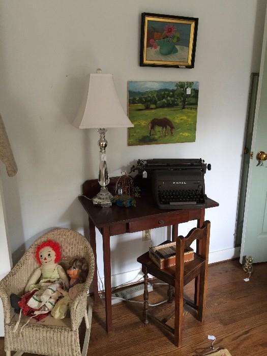 Typewriter, art, dolls, lamps and a fun little desk!