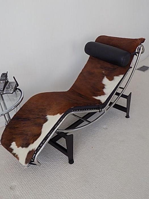 CORBUSIER STYLE PONY SKIN CHAISE