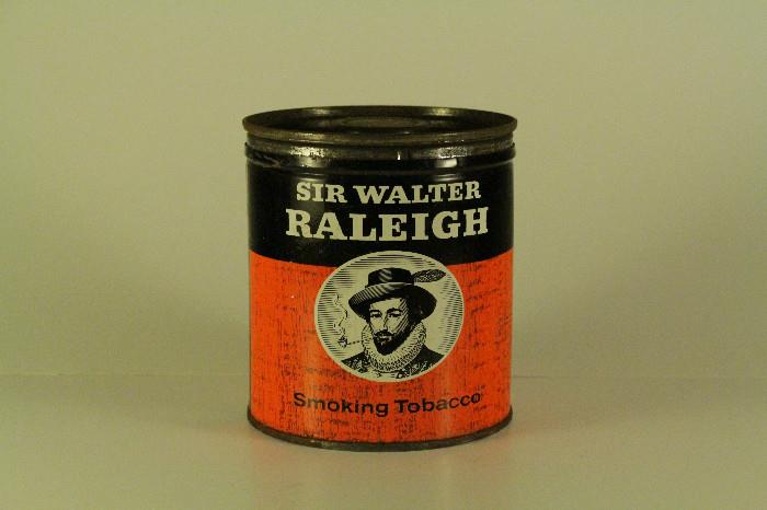 Tobacco tin
