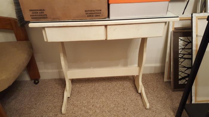 Vintage table with drawers