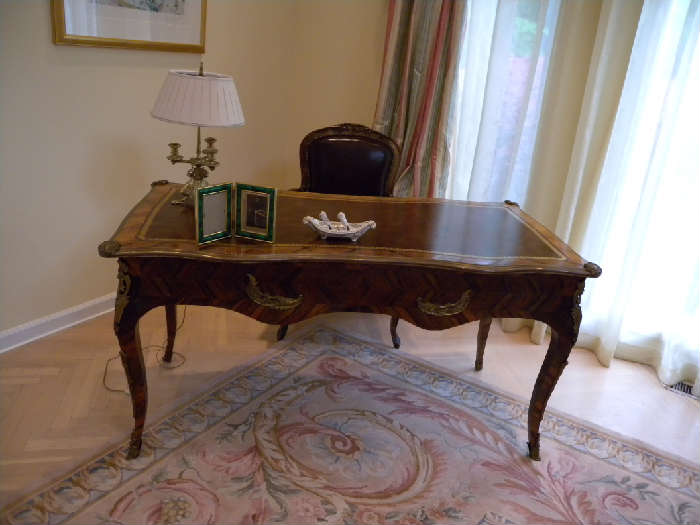 Fine mid 20thc French writing desk