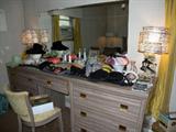 Modern bedroom set, pair of 50/60's figural lamps, 50/60's hats