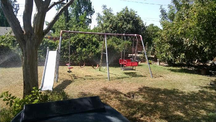swingset in great shape